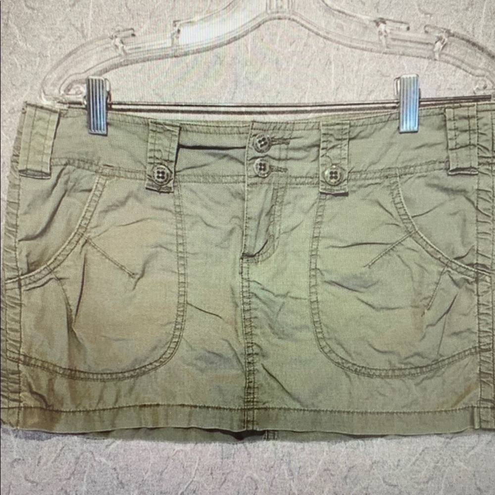 Casual Olive Green Mini Skirt